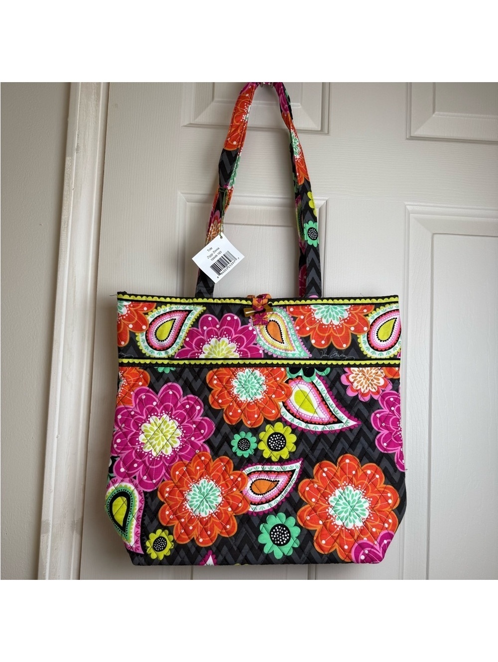 NWT Vera Bradley Ziggy Zinnia Toggle Tote Bag Retired Pattern